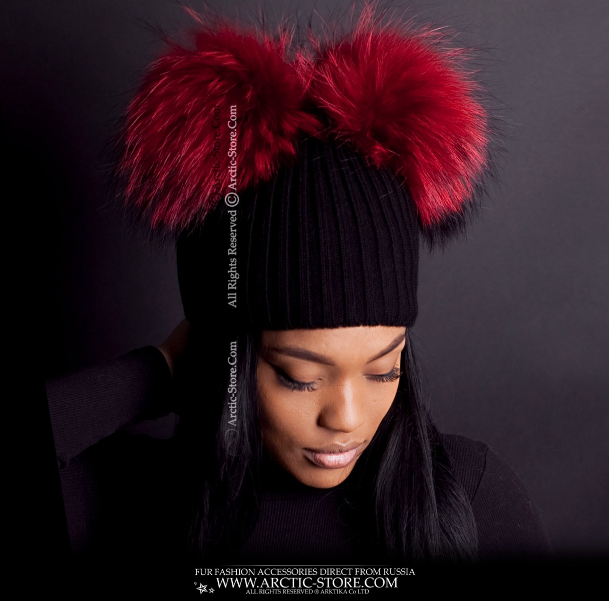 Beanie Black - 2 raccoon poms