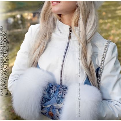Russian Fur Muff – Shadow Fox, Blue Floral Wool