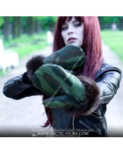 Forest Camo Mittens · Fur Trim