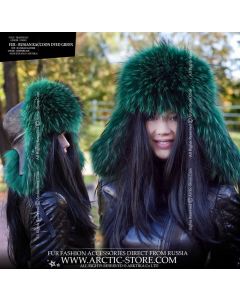 WOMEN’S TRAPPER HAT · EMERALD GREEN RACCOON FUR · LEATHER
