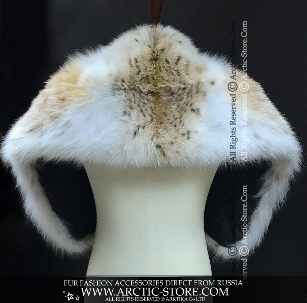 Back view of Russian lynx TWINFUR™ pelerine for men, full width and pattern across shoulders.